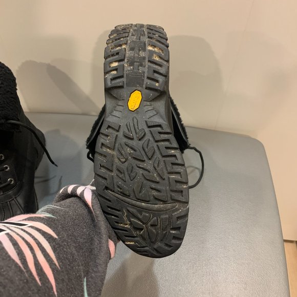 Black Men's UGG Butte Size 9.5 Waterproof Boots - Picture 6 of 7